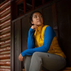 Outdoor Research SuperStrand LT Vest Women 7 Outdoor Research SuperStrand LT Vest Women -Edelrid Shop 2896362034ENV3