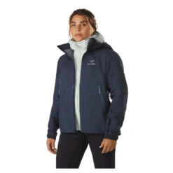 Arcteryx Beta AR Jacket Women -Edelrid Shop Arcteryx Beta AR Womens Waterproof Hooded Jacket Revised KingFisher Person 900x 65bdb8da 3162 4ed0 b532 5e6a664ca972