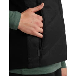 Icebreaker Helix Vest Women -Edelrid Shop FW21 WOMEN HELIX VEST 105442001 7