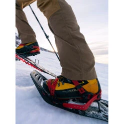 Atlas Helium BC Snowshoes -Edelrid Shop atlas 2021 helium bc lifestyle 2